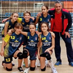 Lee más sobre el artículo ALEVI MIXTE FEDERAT 
C.V. REUS 5 – C.V. CUBELLES 0
Contundent victoria dels mini…