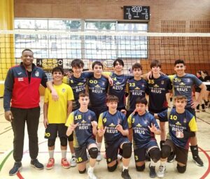 Lee más sobre el artículo CADET MASCULI 2° CATALANA 
VOLEI MOLINS 0 – C. V. REUS BLAU 3
Contundent victori…