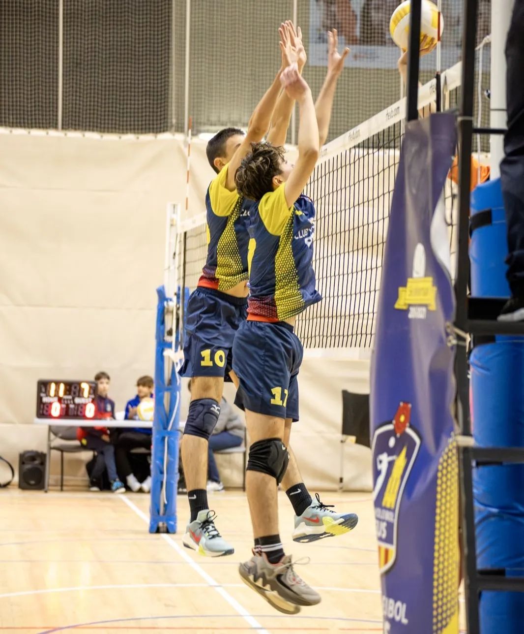 En este momento estás viendo CADET MASCULI 2° CATALANA 
NOVA VICTORIA…