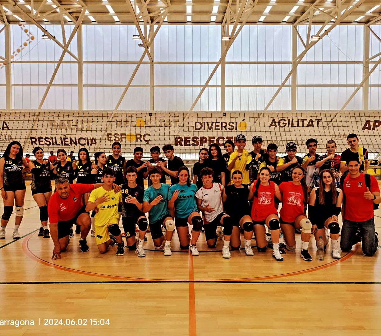 En este momento estás viendo TORNEIG 3×3 FI DE TEMPORADA!!!15 equips de categoría cadet han participat aquet…