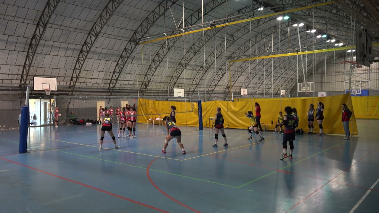 En este momento estás viendo Volei Cadet femeni C.V. Vallbona Decoexa B – C.V. Reus