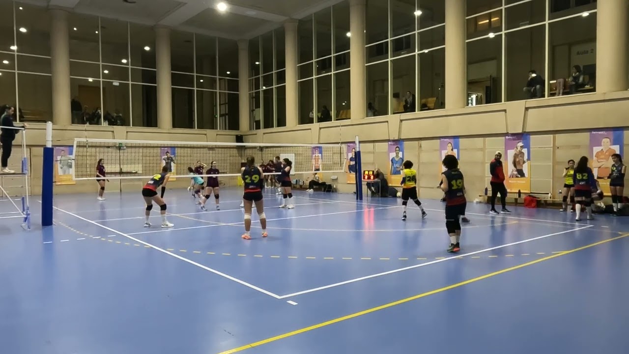 En este momento estás viendo Volei cadet femení  Barça C.V.B. blau-C.V. Reus