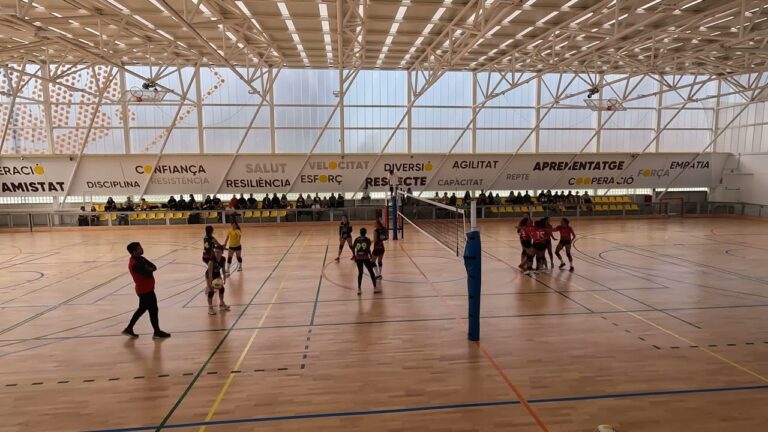 Lee más sobre el artículo Volei juvenil femenino 3ª division C.V. Reus –  C.V. Salou