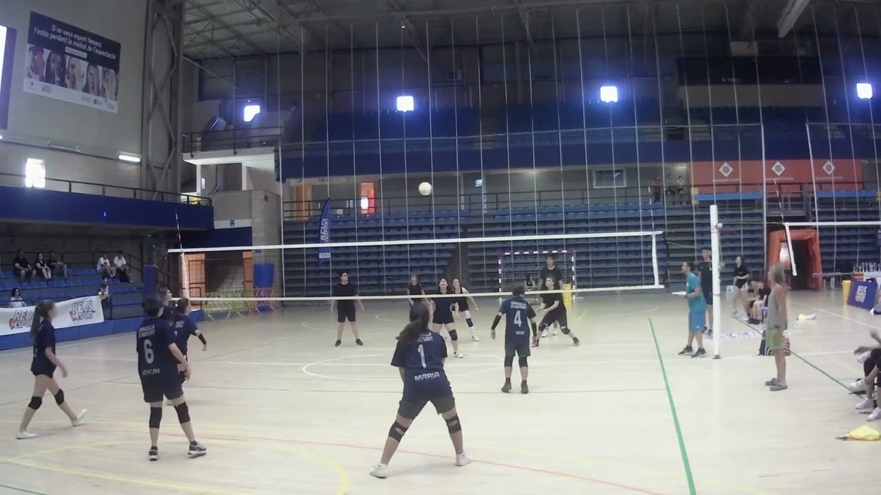 En este momento estás viendo Torneig de voleibol sant Pere de Reus finals 1