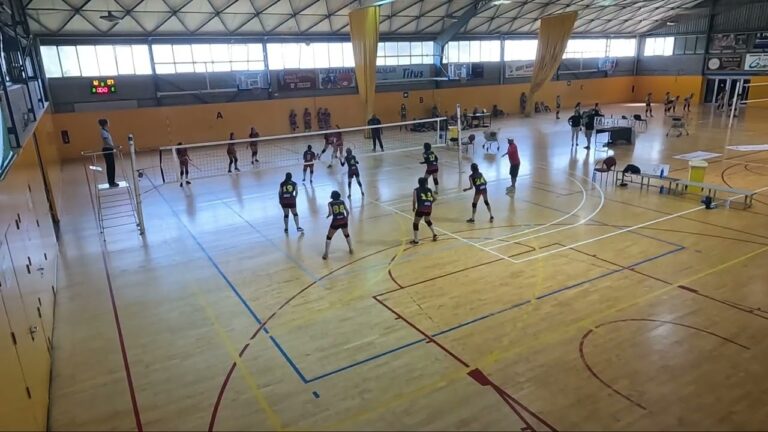 Lee más sobre el artículo Partidazo Final 2ª división infantil femenino C.v. Molins de Rei – C.v. Reus