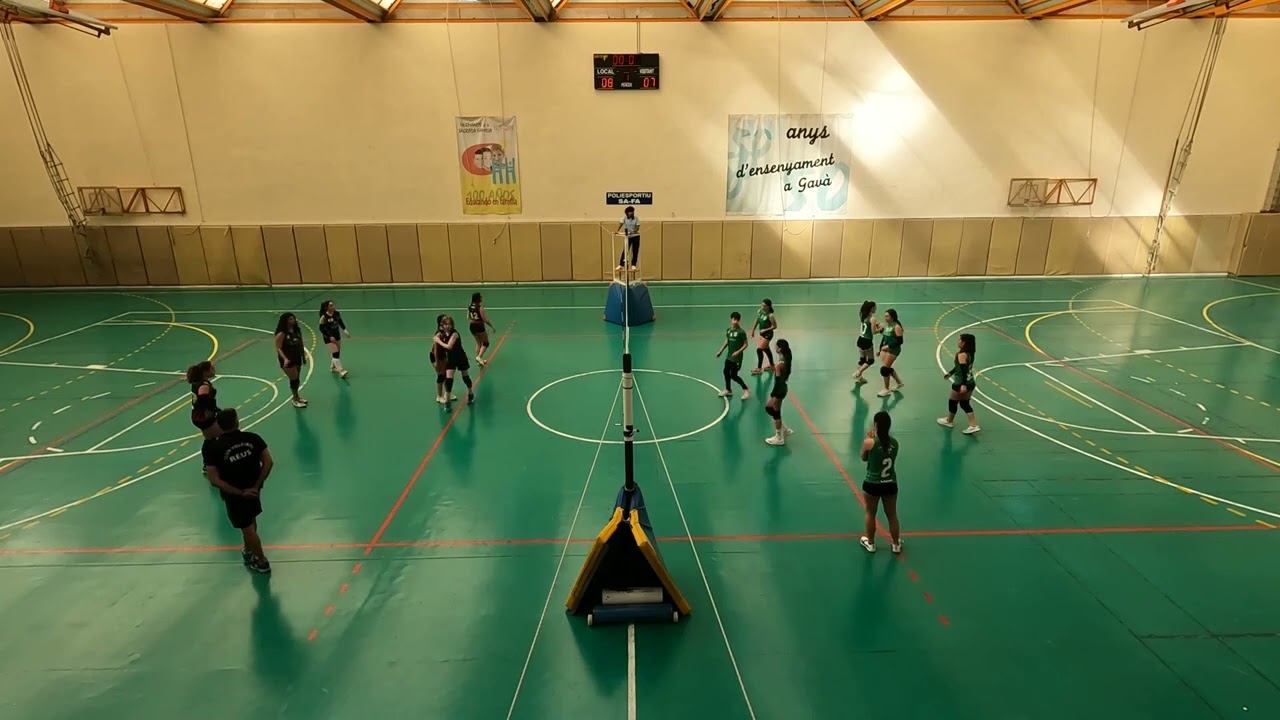 En este momento estás viendo Volei cadet preferent femení Safa Gava – C.v.  Reus